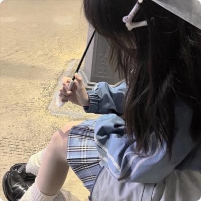 再造娇娃海报